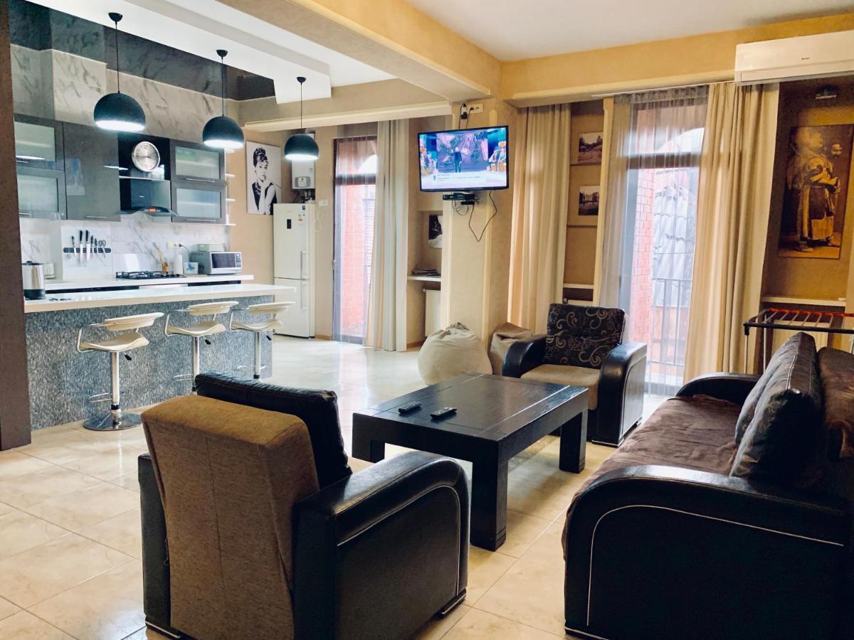 Lilika Apartments On Meskhishvili Tbilissi Extérieur photo